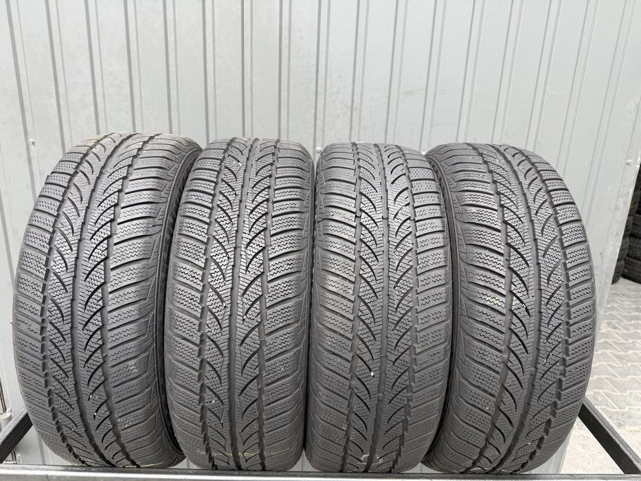 Шини Резина 205/60 R16 96Н Sportiva Snow Win 2