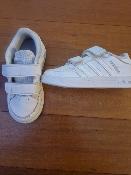 Sapatilhas criança nr 22 , 23.5, 27, 25.5