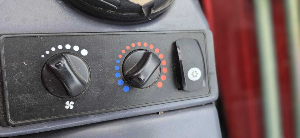 Навантажувач телескопічний manitou 634