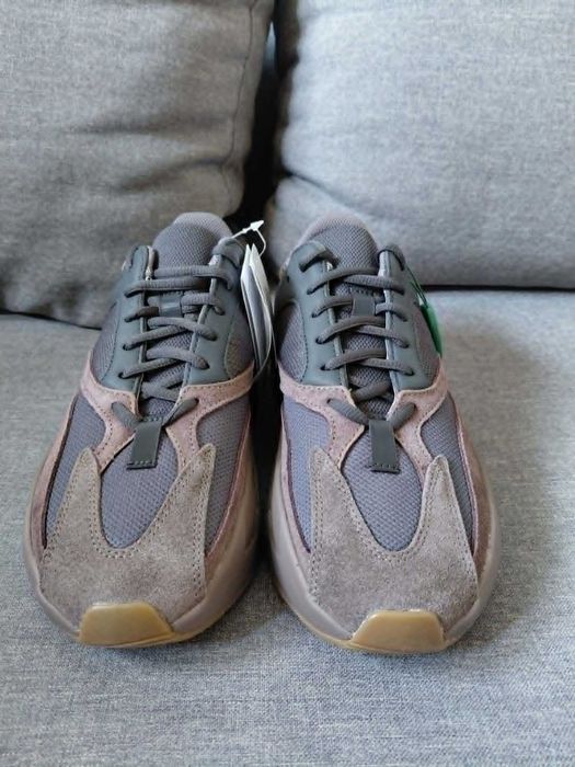 adidas Yeezy Boost 700 Mauve