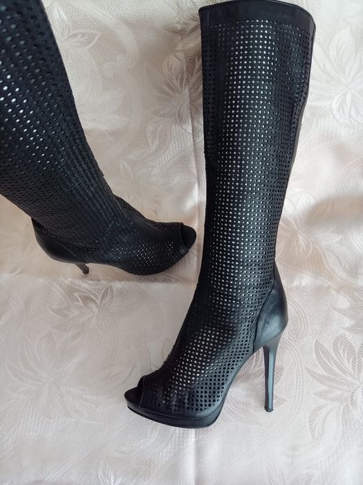 Сапожки в сеточку