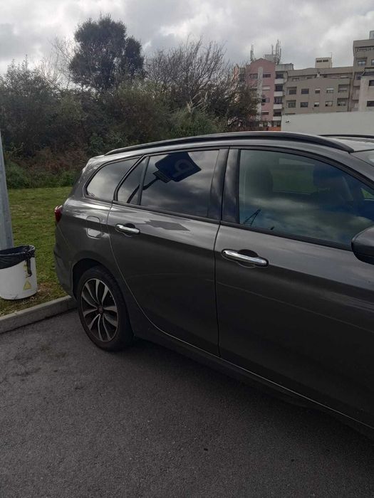 empresa TVDE 2 veiculos