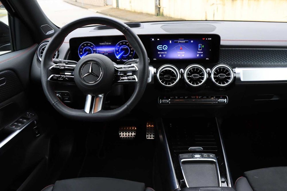 Mercedes-Benz EQB 250+ AMG