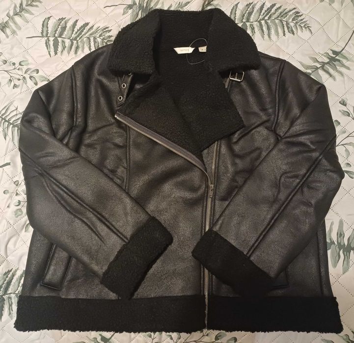 Kurtka damska w stylu ramoneski z kożuszkiem Roz.  L