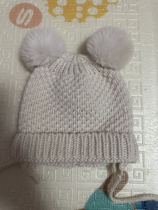 Шапочки на дівчинку 0-1 , 1-2 рочки