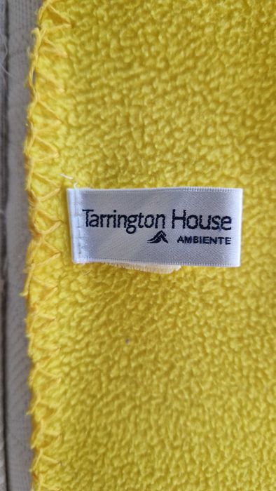 Manta amarela da marca Tarringtown House