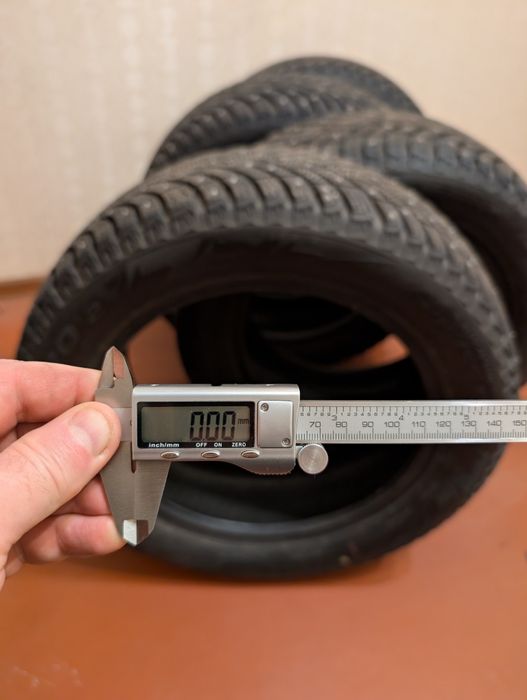 Шини Pirelli  205/55 R16 ice zero 2 зимові шипованні, більше 8 мм