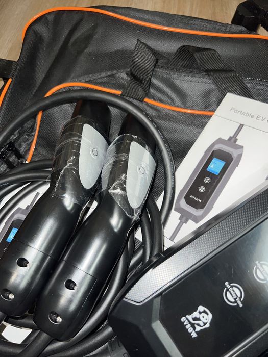 Зарядка для авто tesla  3.5KW 16A, зарядний пристрій Новий