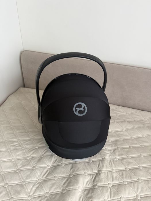 Автокрісло-люлька Cybex