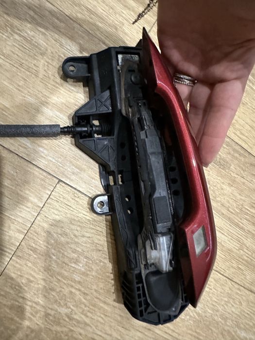 Ручка задня ліва з датчиком audi Q5 80A