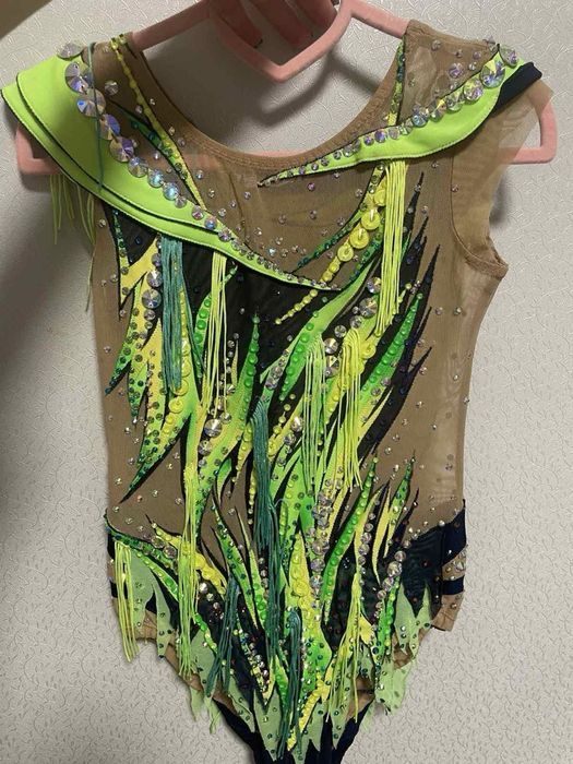 Купальник для художественной гимнастики