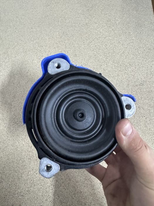 Опора двигуна  подушка  мотора bmw g87 g80 g82 g83 s58 бмв г80 г87 г82