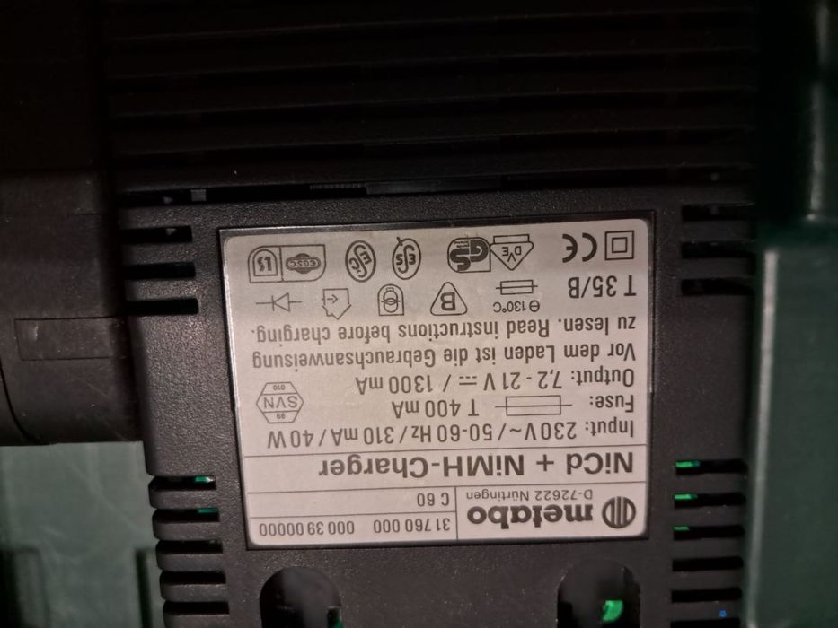 Шуруповерт Metabo