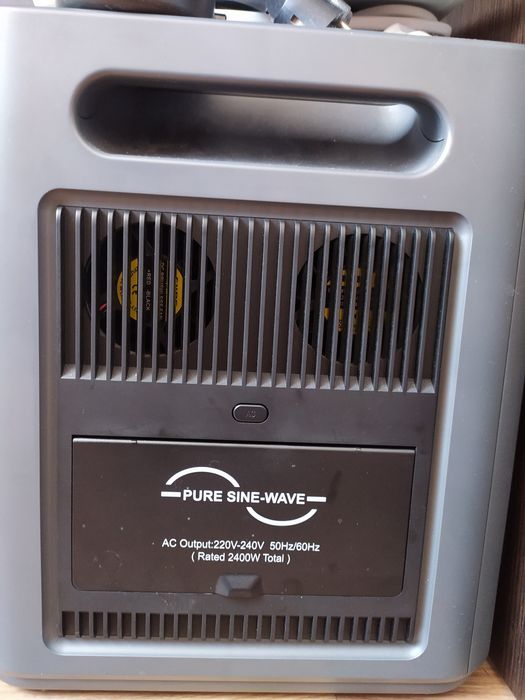 Зарядна станція Aferiy AF-P210 2400W (2048Wh)
