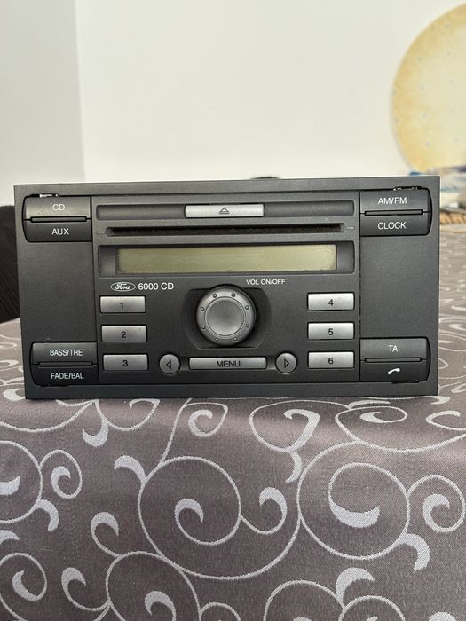 Radio Ford Transit 2007 com leitor CD