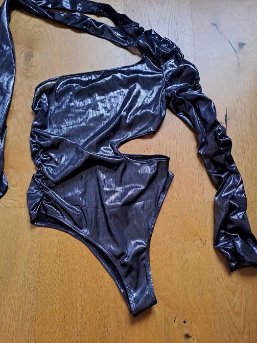 Błyszczące połyskujące body z długim rękawem nowe L shein sexy