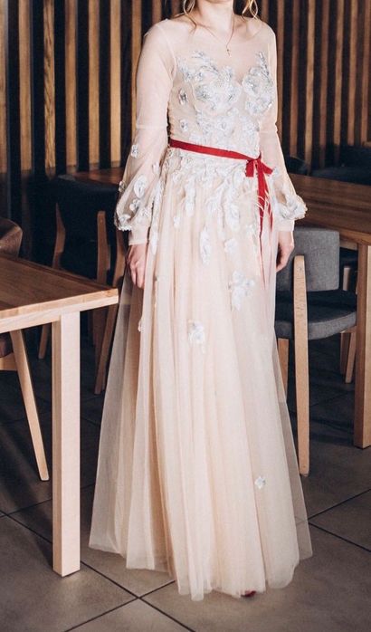 Дизайнерська сукня