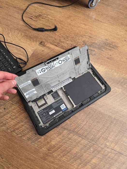 НЕ комплектний захищений планшет Panasonic CF-33 на запчастини i5-7300