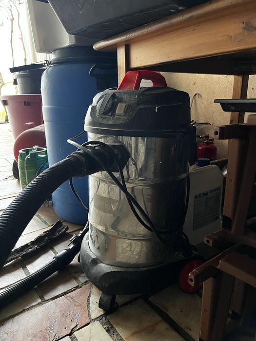 Aspirador solidos/liquidos Maxmat 1400w