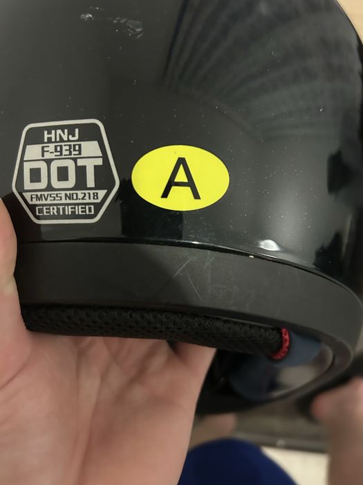 Продам шолом з вушками