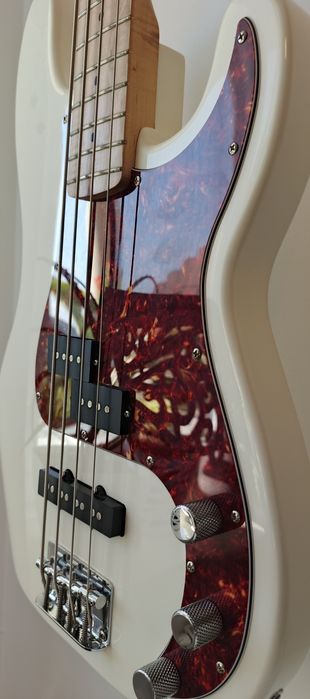 Squier Affinity Precision bass, pasywny
