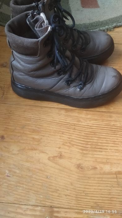 Черевики зимові,шкіряні,носилися два сезони,