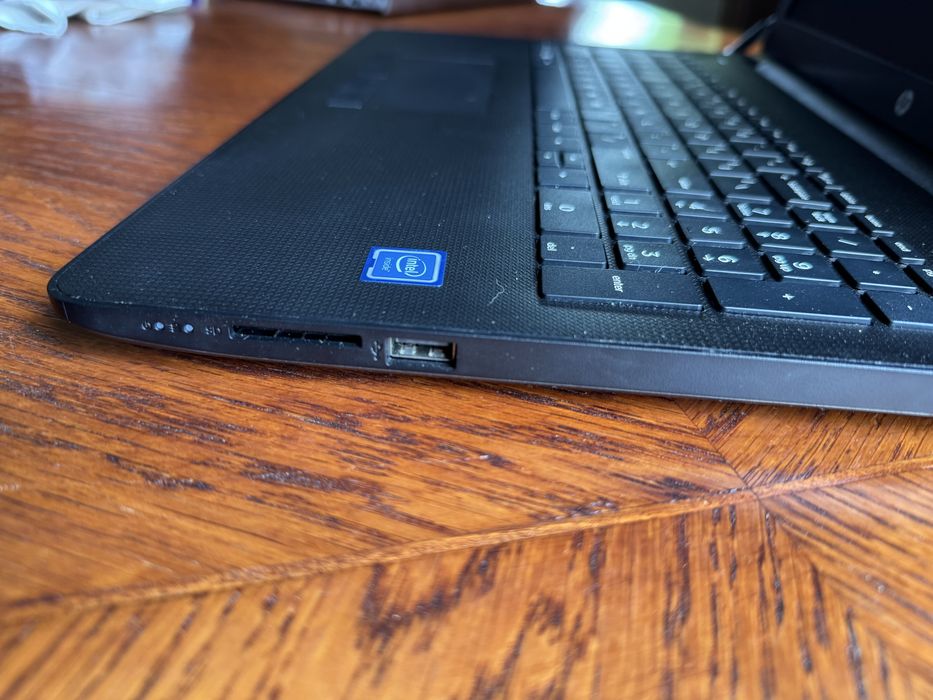 HP Notebook - 15-ra073nw używany