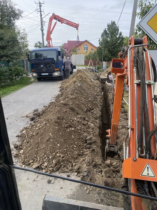 Послуги Міні Ескаватора