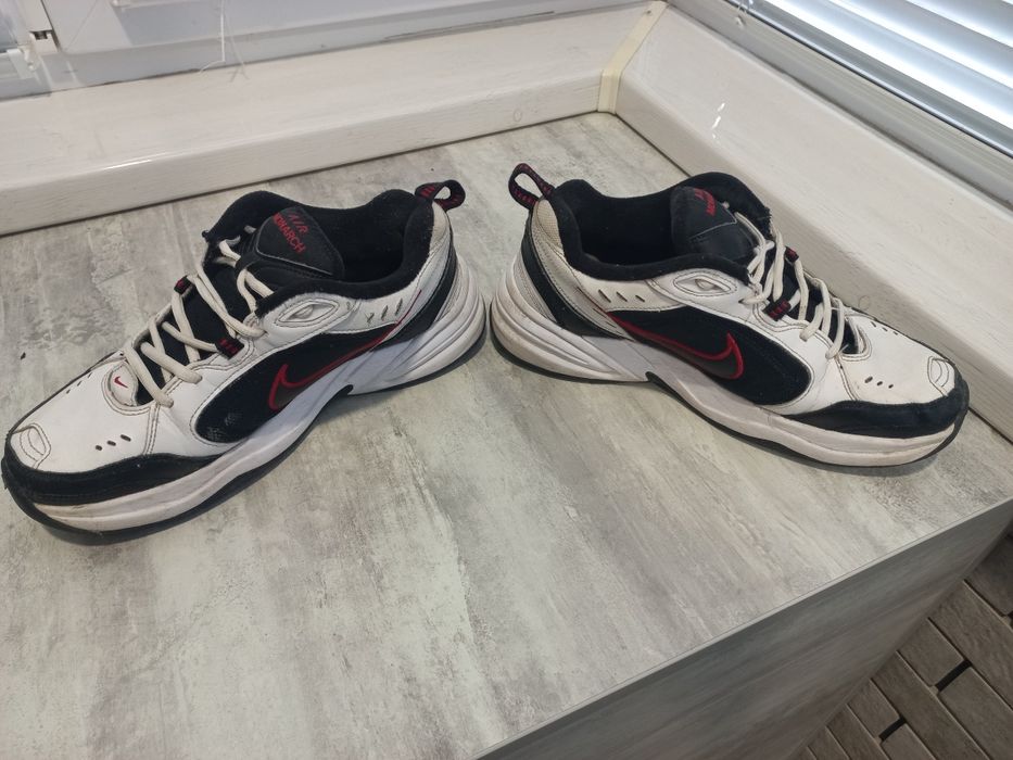 Кросівкм  Nike Air Monarch IV (415445-101)