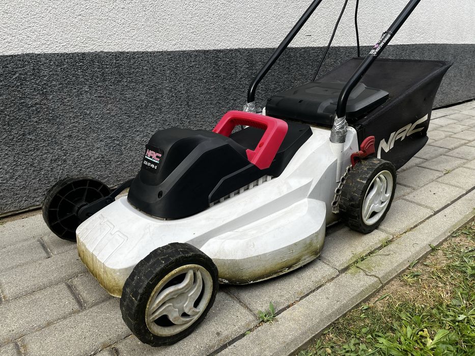 Kosiarka do trawy elektryczna Nac