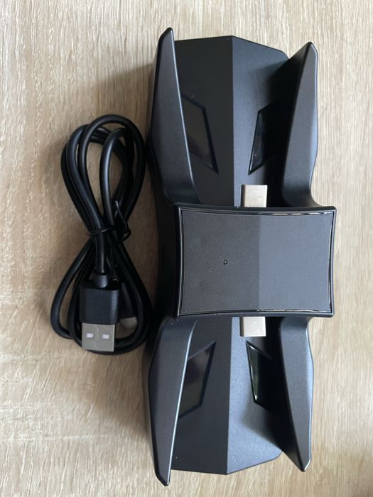 Stacja ładująca kontrolery PsP 5