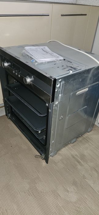 Piekarnik elektryczny Electrolux EOB64201X