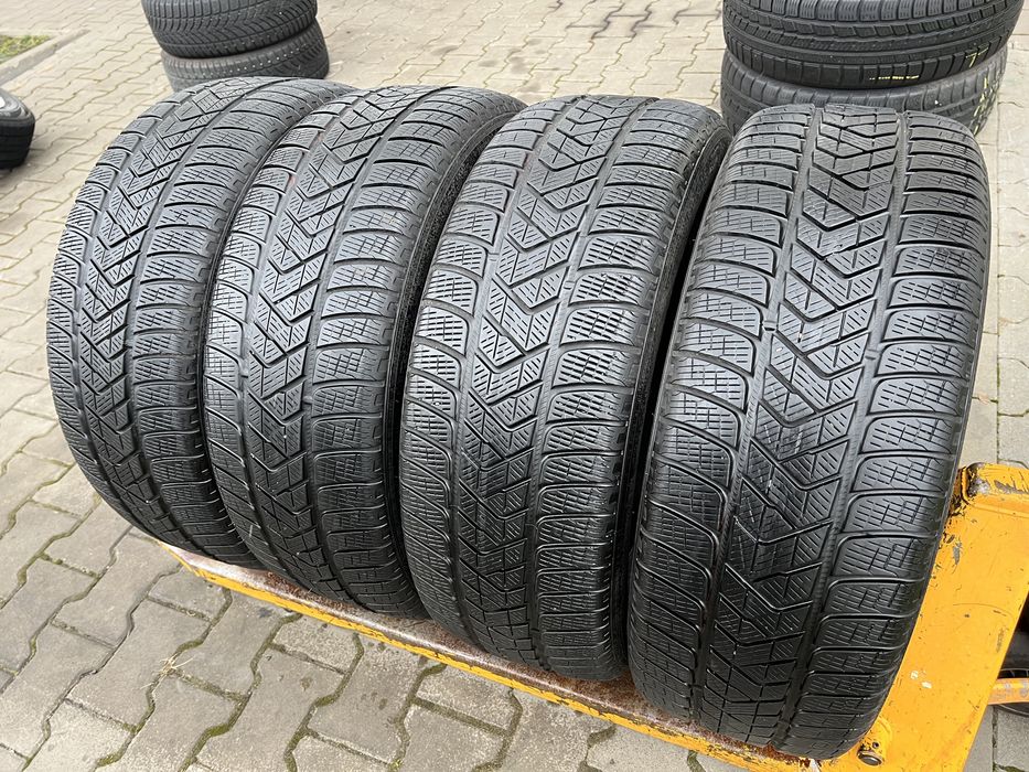 Шини резина зима 235 60 R18 Pirelli 2018р протектор 6.2мм