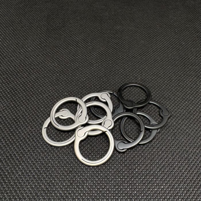 EDC ‼️ Титанові кільця для ключів. Набір 2 шт.