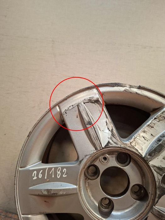 Jante trás direita RENAULT Clio II (BB0/1/2_, CB0/1/2_)