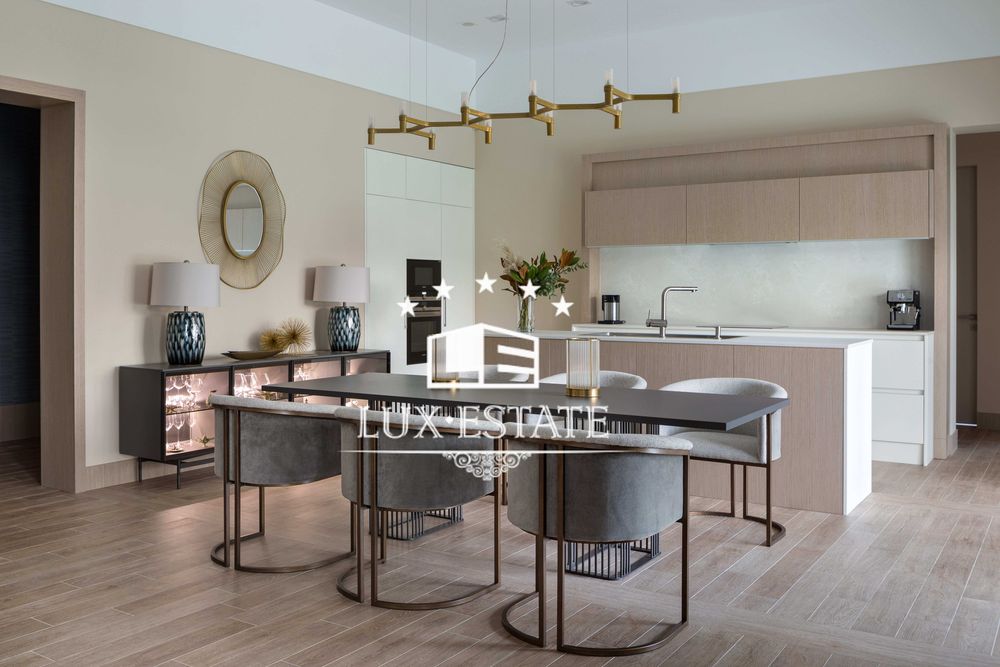 Продажа стильного, современного дома в районе лесопарка!