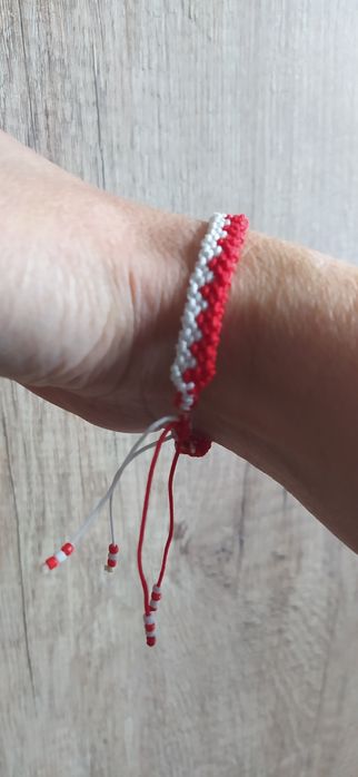 Bransoletka handmade ręcznie robiona biało czerwona flaga polski