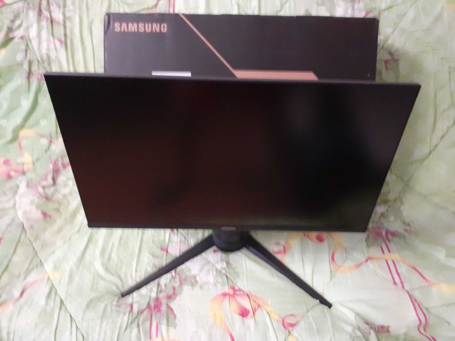 игровой монитор 27 Samsung Odyssey G3 F27G35TFW Black (LF27G35TFWIXCI)