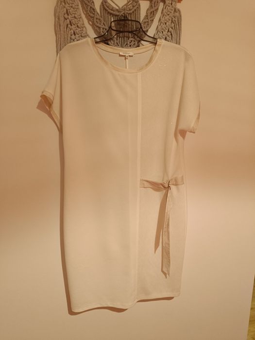 Sukienka ecru rozm.40