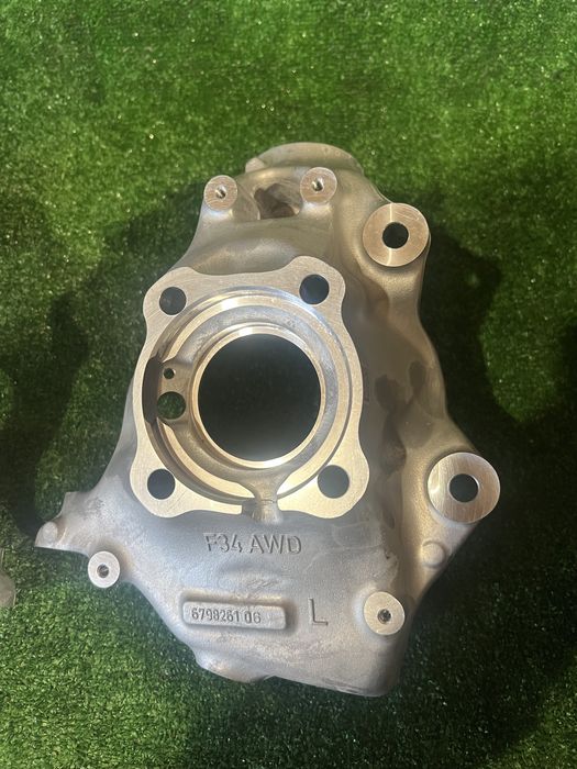 Цапфа кулак дапа кронштейн повний привод бмв ф34 bmw f34 xdrivd