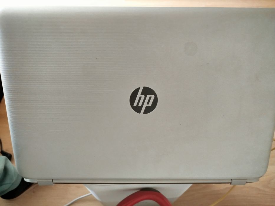 HP AMD 8gb RAM SSD 256gb