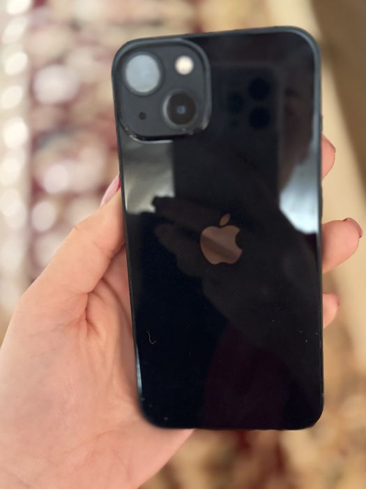 Продам iPhone 13, 128 Gb