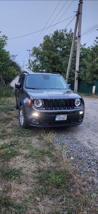 Продам надійну машину Jeep Renegade