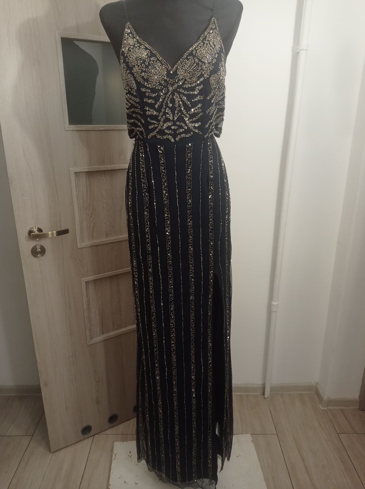 Lace & beads tall 2025
