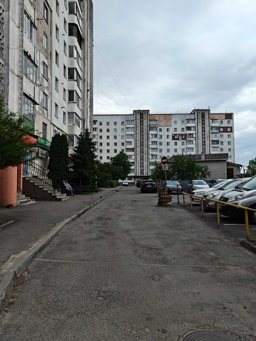 Трикімнатна квартира в Центрі