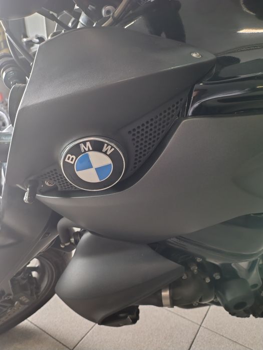 BMW K1200R em excelente estado