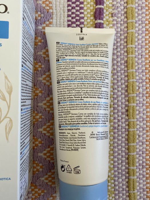 Creme Dermexa Aveeno 200 mL, ideal para pele atópica NOVO