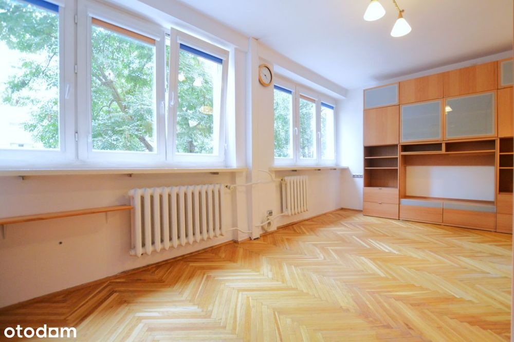 Centrum, atrakcyjna kawalerka po remoncie