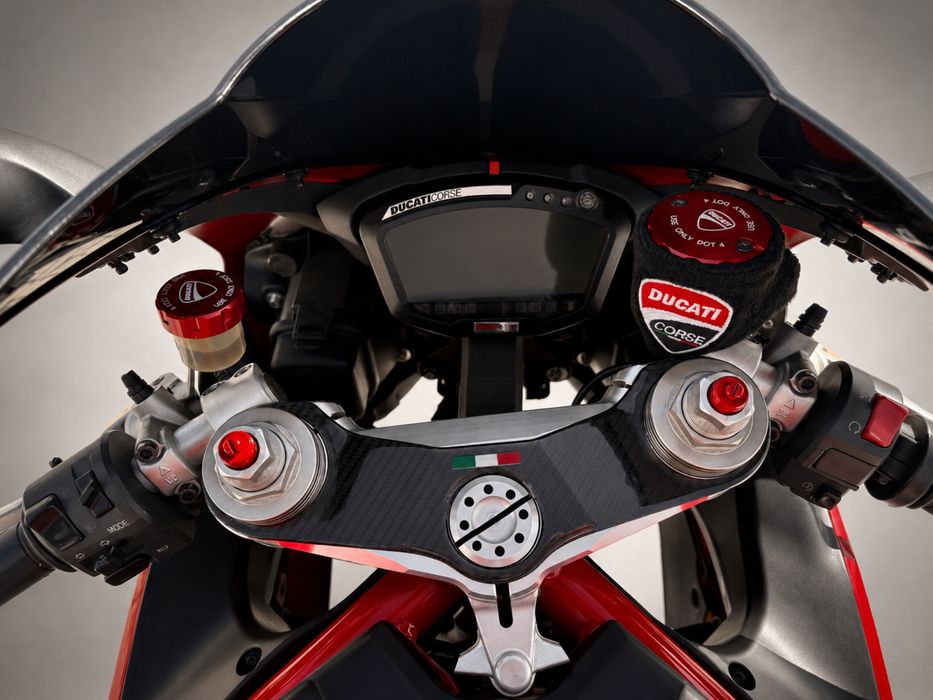 Ducati SuperBike 848