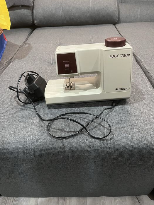 Vendo maquina de costura